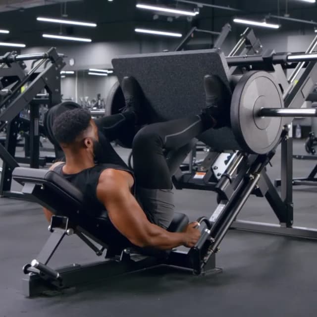 Narrow Stance Leg Press 45°