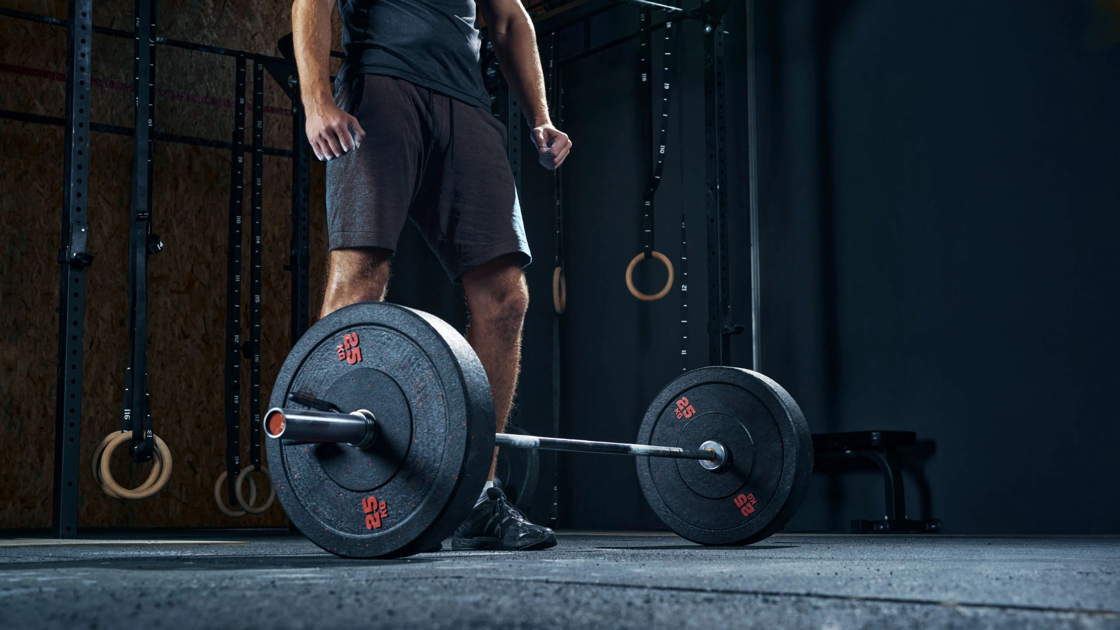 Guide to Behind-the-Back Deadlifts [Technique & Benefits]