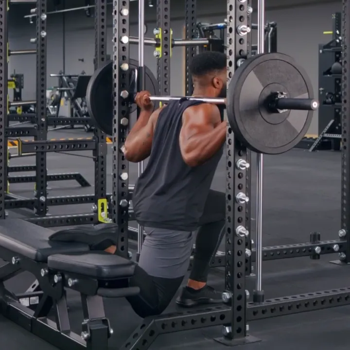 How to Do Smith Machine Bulgarian Split Squats: Video, Form, Muscles ...