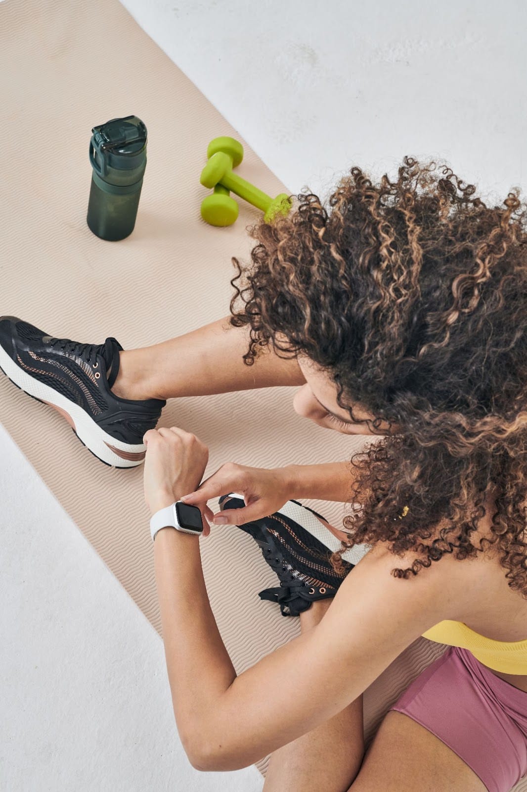 Sarah, overwhelmed with work, kids, and countless responsibilities, sought a free body composition analysis